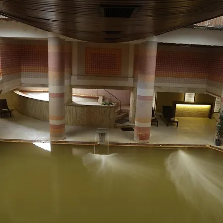 Piril Thermal&beauty منتجع Çeşme